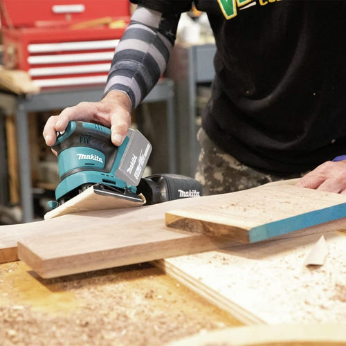 18V Cordless 1/4 Sheet Finishing Sander Z372