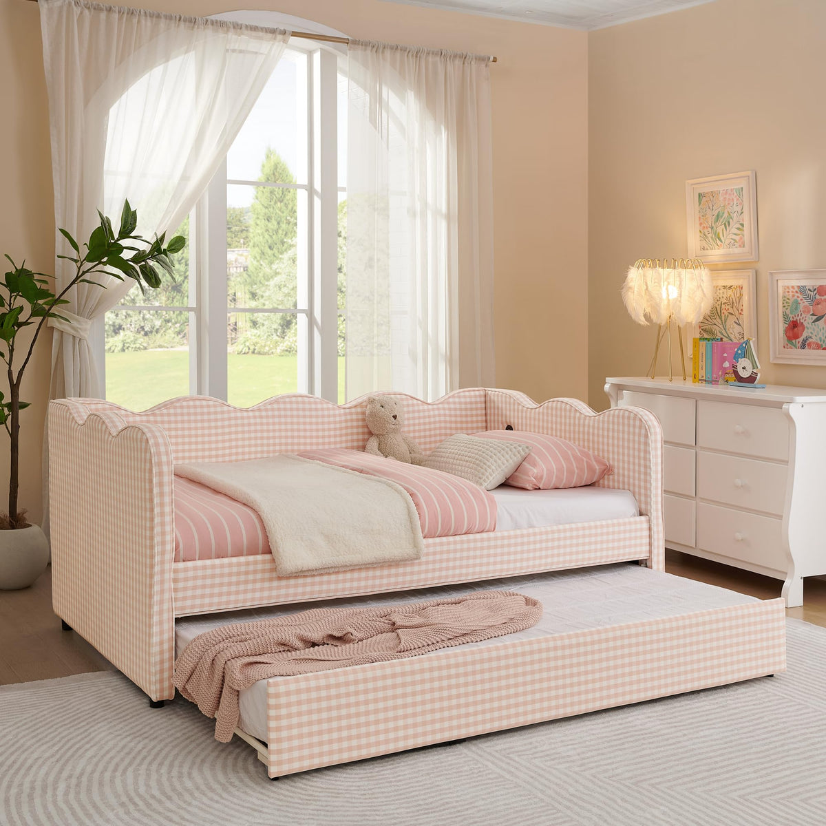 Pink Linen Upholstered Daybed P4247