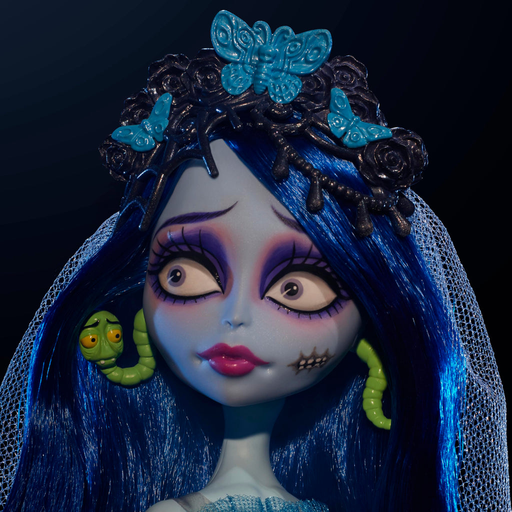 Corpse Bride Emily Doll in Spiderweb Wedding Dress with Accessories G9510